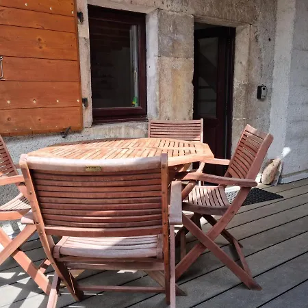 Holiday home Maisonmenthon